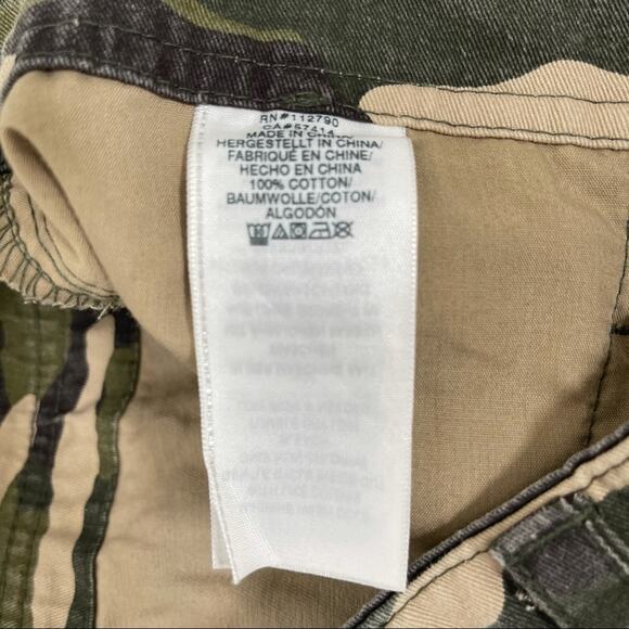 TRUE RELIGION Men’s Cargo Shorts Camouflage NWT - Picture 14 of 16